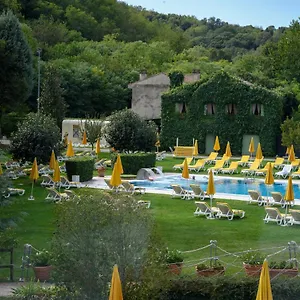 **** Hotel Terme Preistoriche & Italie